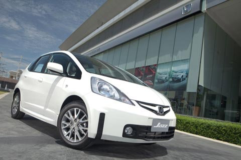 Honda เริ่มปี 54 สวยงาม ม.ค. ซิว 9,772 คัน