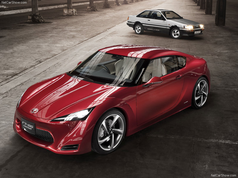 ตรวจแถว Motorshow 2011 ทีเด็ดค่ายรถพร้อมลุยปีกระต่าย