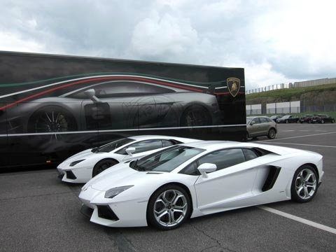 Lamborghini Aventador LP700-4