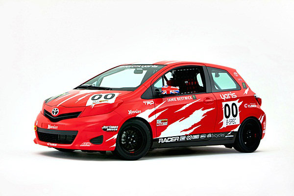 Toyota Yaris SE B-Spec club race