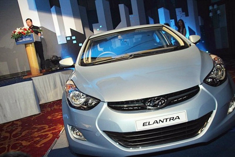  Hyundai Elantra 