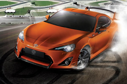 สัมผัส สปอร์ตสายพันธุ์แท้ กับ โตโยต้า 86