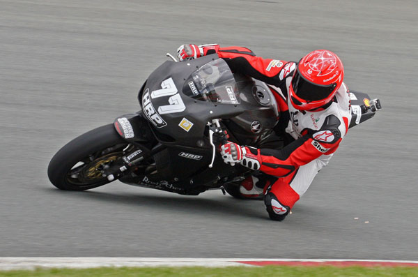 ชูมี่ปันใจแอบกลับไปซิ่ง 2 ล้อ ก่อนศึกลอดช่อง