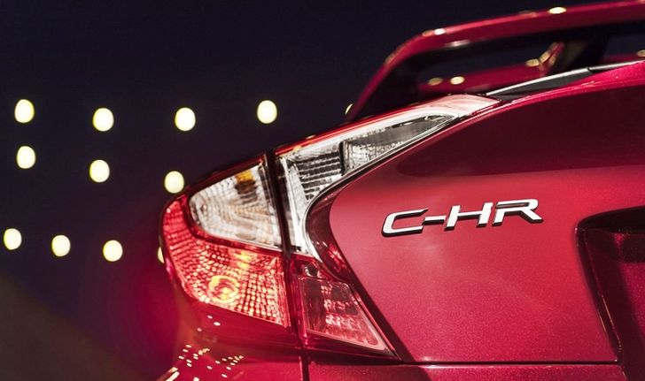 2017 Toyota C-HR ใหม่ เตรียมเปิดตัวที่ LA Auto Show