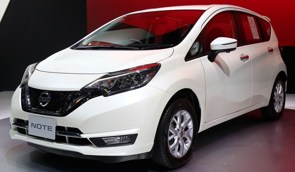 ราคารถใหม่ Nissan ในตลาดรถยนต์ประจำเดือนพฤษภาคม 2560