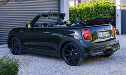 MINI Cooper S Convertible Resolute Edition ใหม่ เคาะราคาในไทย 3,090,000 บาท