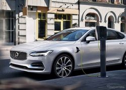 Volvo S90 T8 ใหม่ พร้อม 'เครื่องยนต์คู่' เตรียมเปิดตัวต้นปี 2016