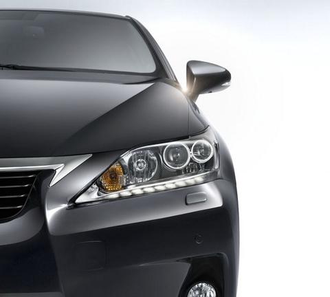 New! Lexus CT200h