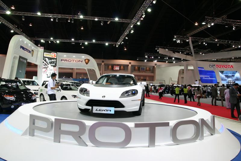 ค่ายรถยนต์  proton มอเตอร์โชว์ 2011