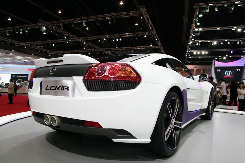 ค่ายรถยนต์  proton มอเตอร์โชว์ 2011