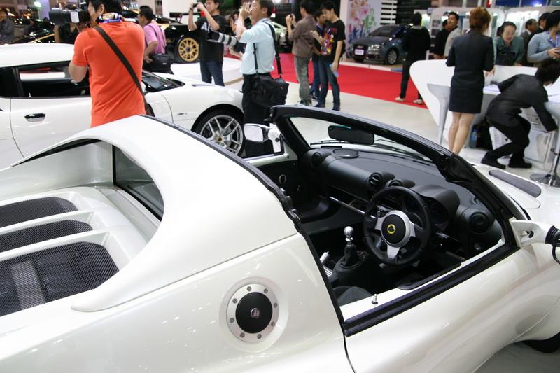 พริตตี้ Lotus มอเตอร์โชว์ 2011