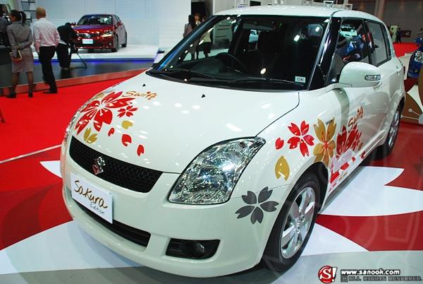 มอเตอร์โชว์ 2011 SUZUKI