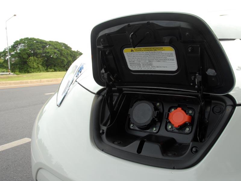 Nissan Leaf 