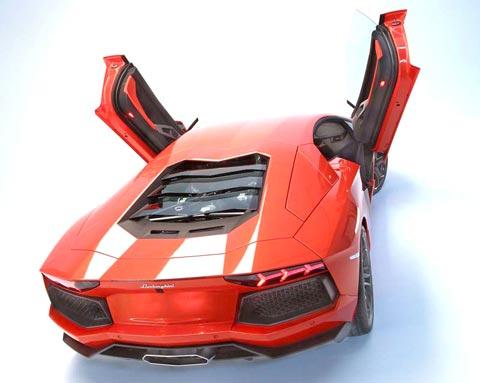 Lamborghini Aventador LP700-4