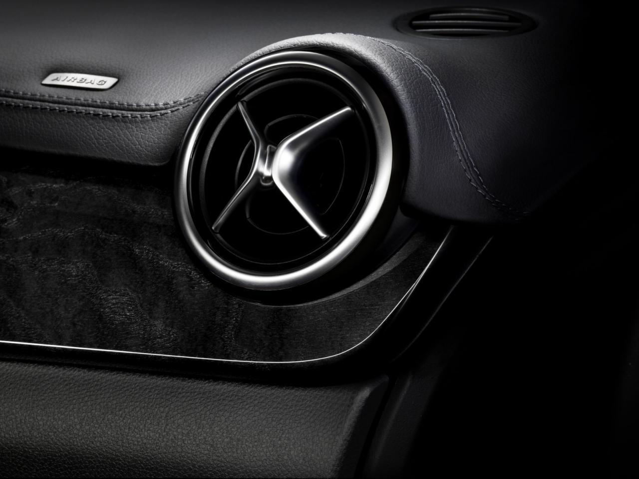 Mercedes Benz B-class Interior teaser