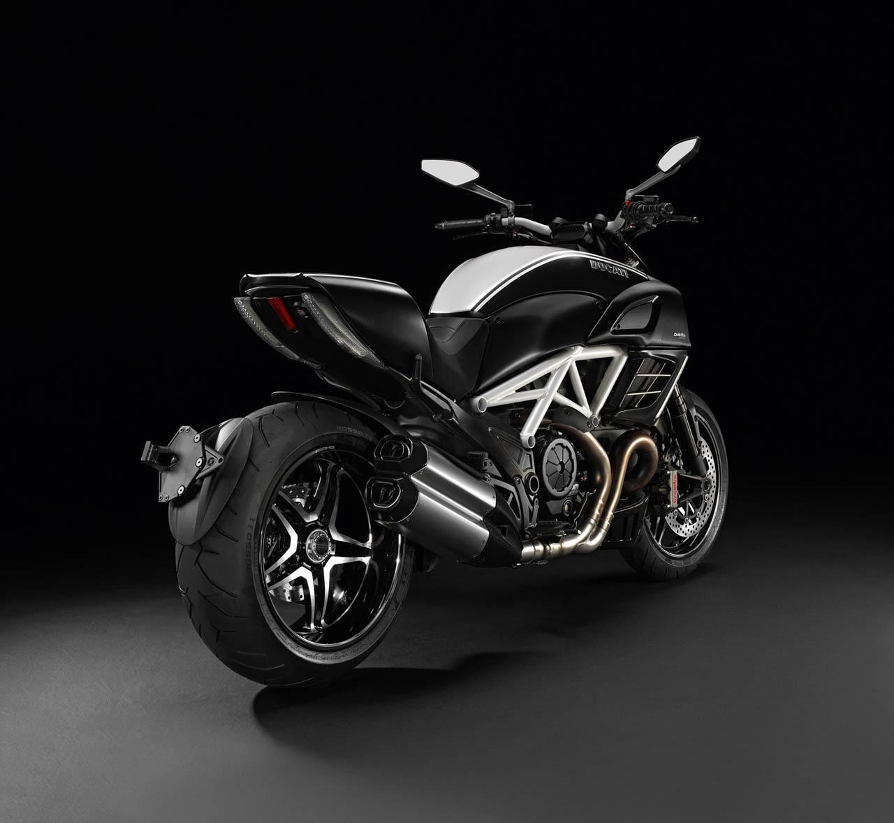Ducati Diavel AMG Special Edition 