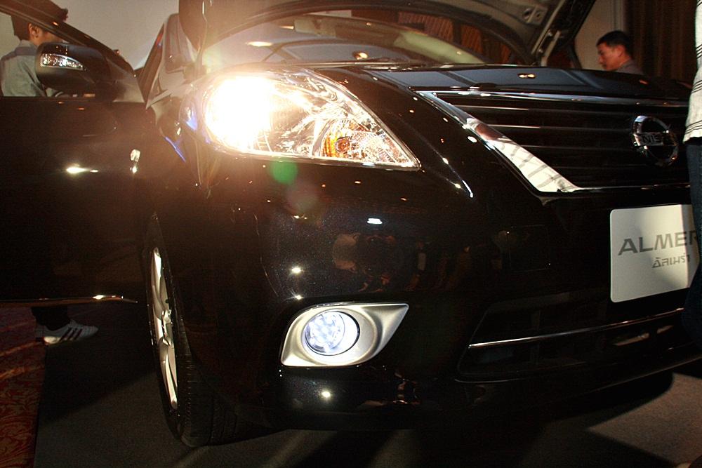 นิสสัน อัลเมร่าใหม่ (Nissan Almera)