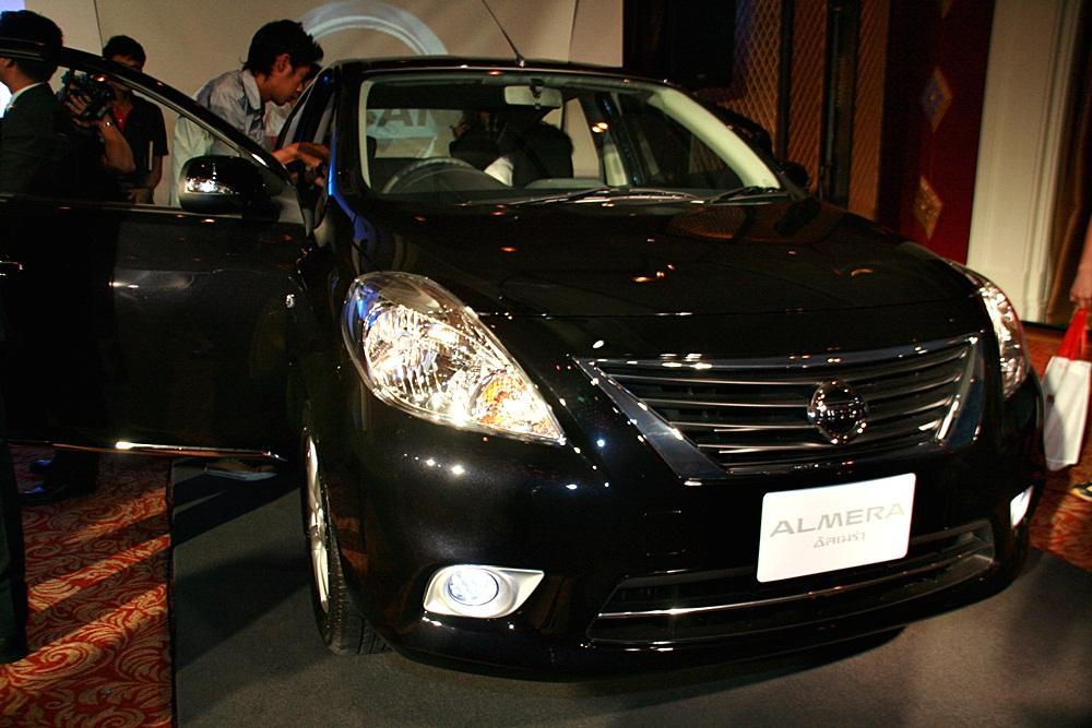 นิสสัน อัลเมร่าใหม่ (Nissan Almera)