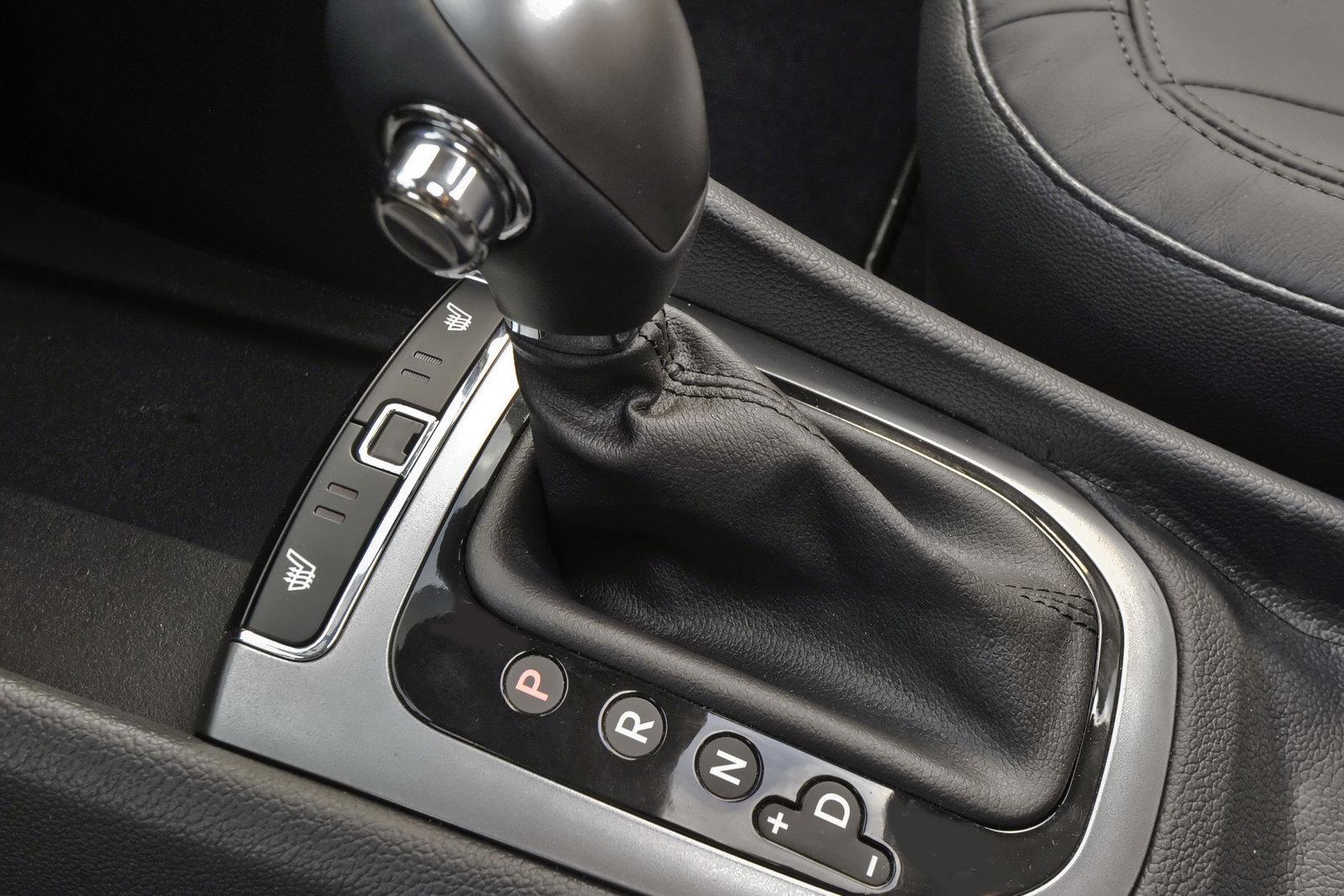 kia rio -motor expo 2011