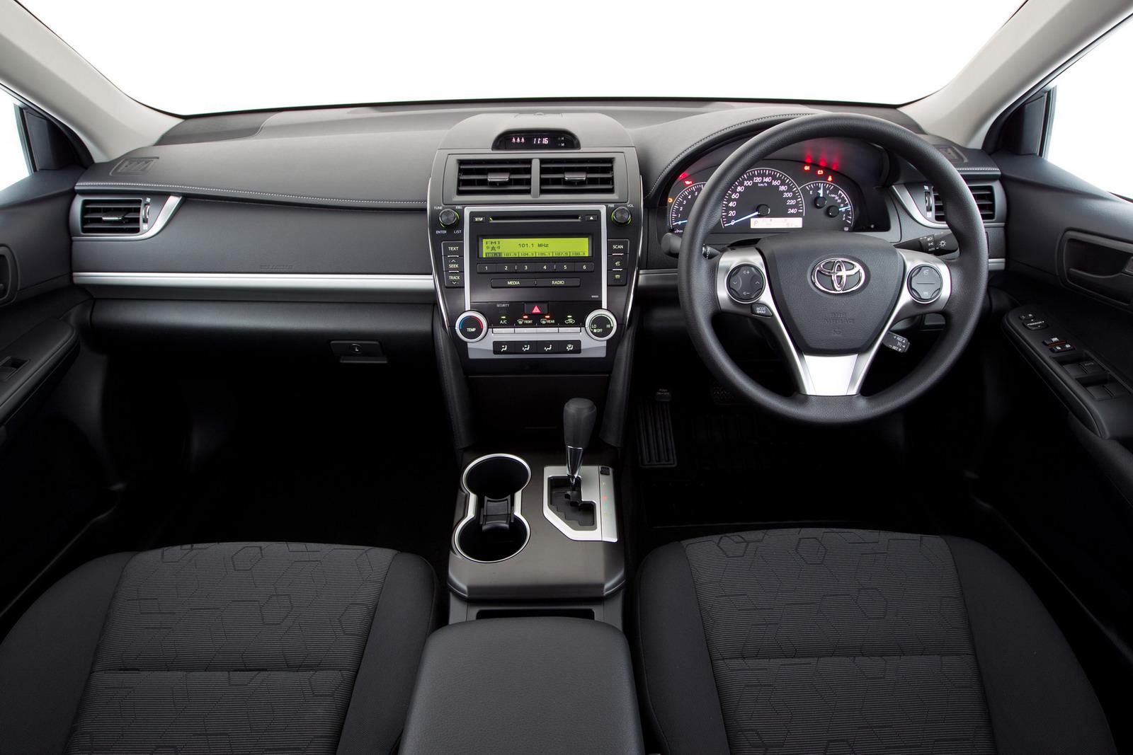Toyota Camry 2012