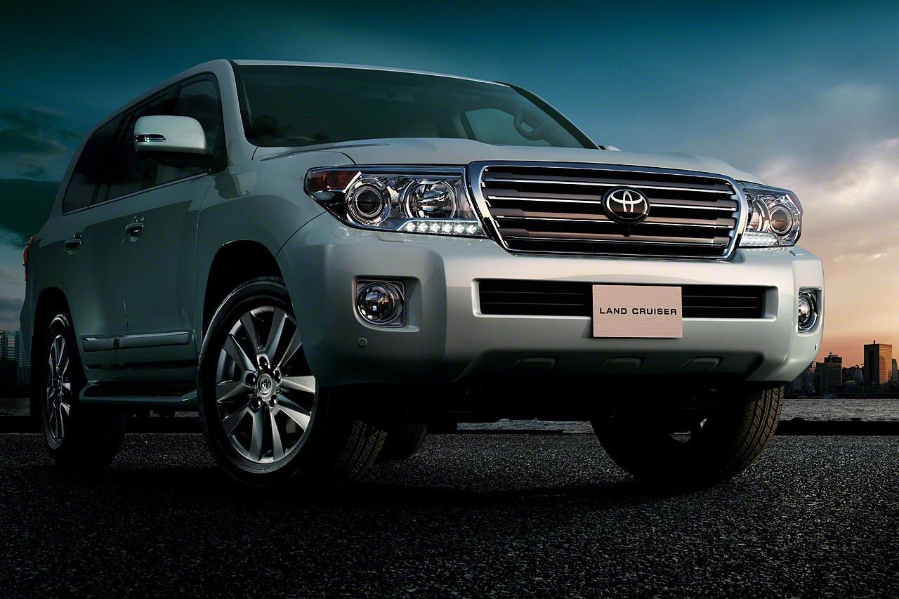 2012 Toyota Land cruiser 200