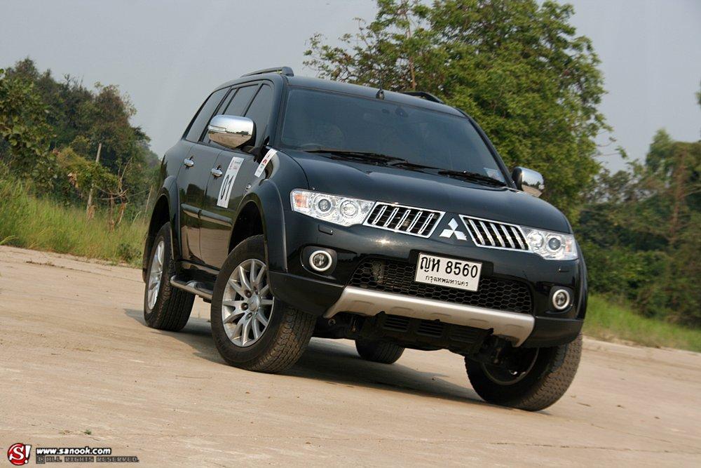 Mitsubishi Pajero Sport  GT 2WD