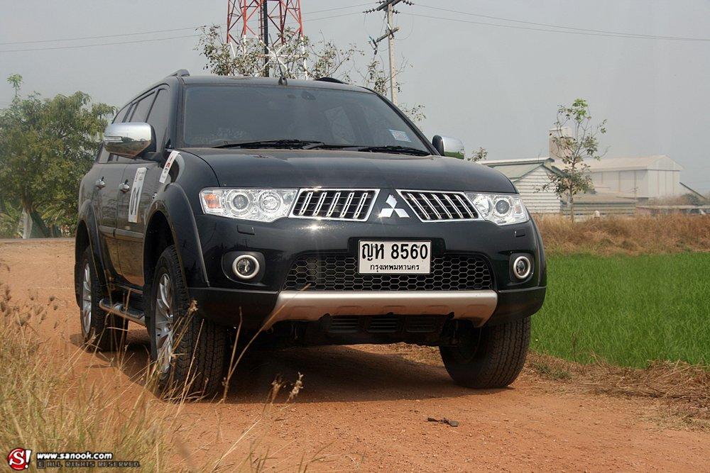 Mitsubishi Pajero Sport  GT 2WD