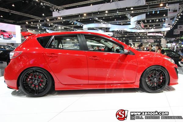 Mazda มอเตอร์โชว์ 2012