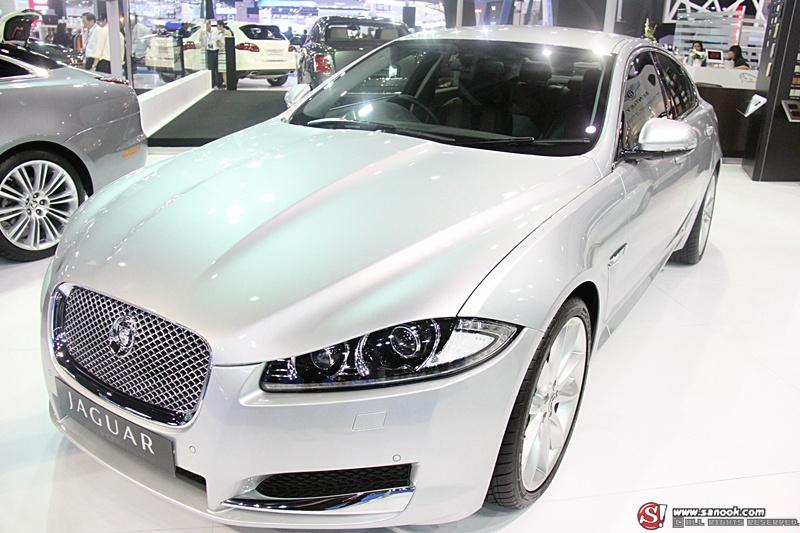 อันดับ 10 Jarguar XJ