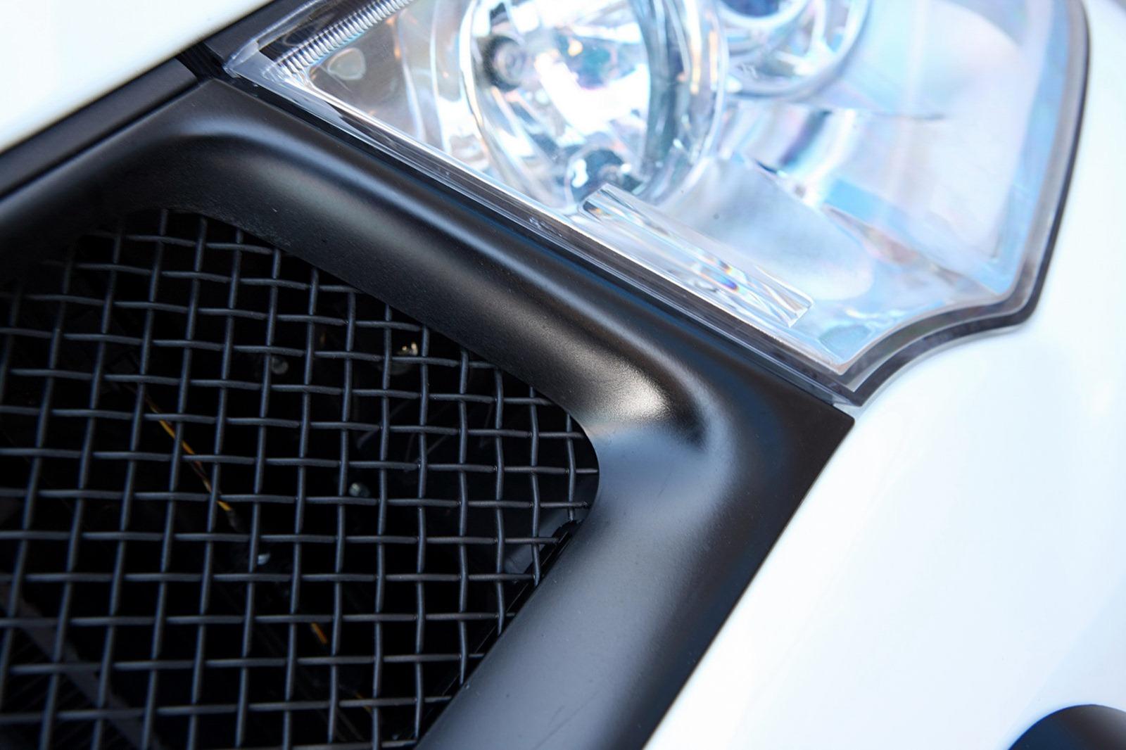 Mitsubishi L 200 Barbarian Black   