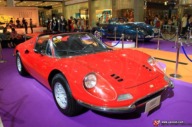 Ferrari Dino 246 GT  
