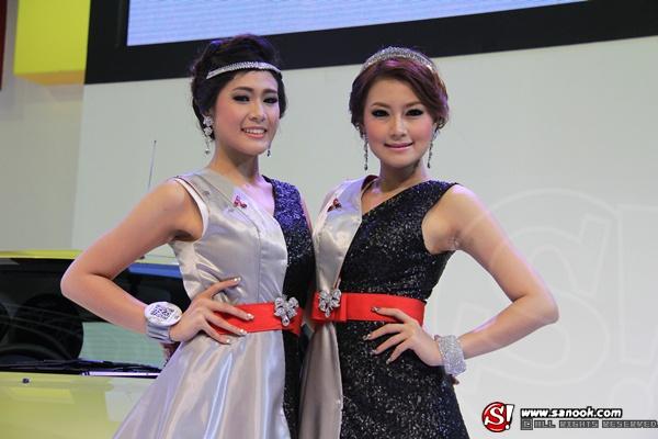 พริตตี้ MITSUBISHI Motor Expo 2012