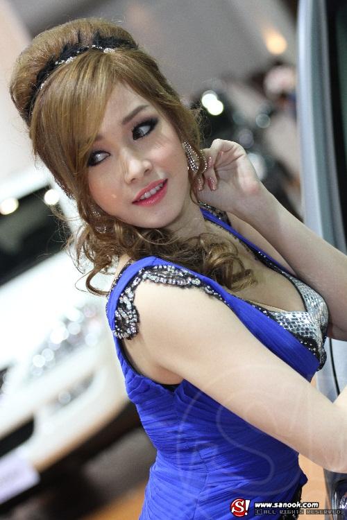 พริตตี้ SSANGYONG Motor Expo 2012