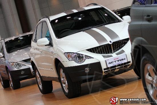 พริตตี้ SSANGYONG Motor Expo 2012