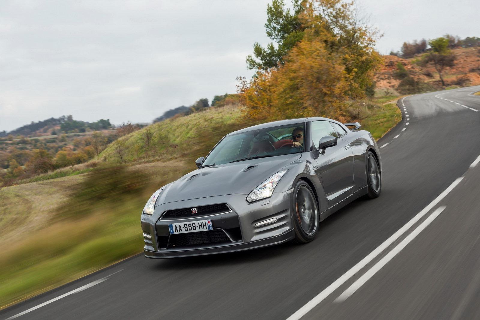 2013  Nissan GT-R