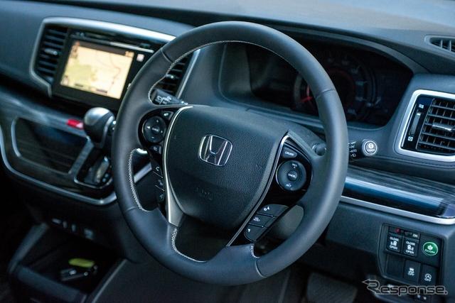 Honda Odyssey Absolute