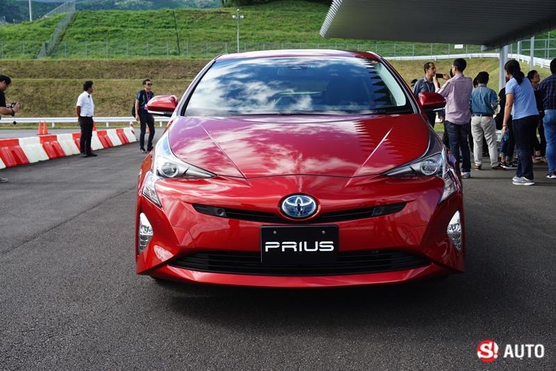 Toyota Hybrid Trip 2016