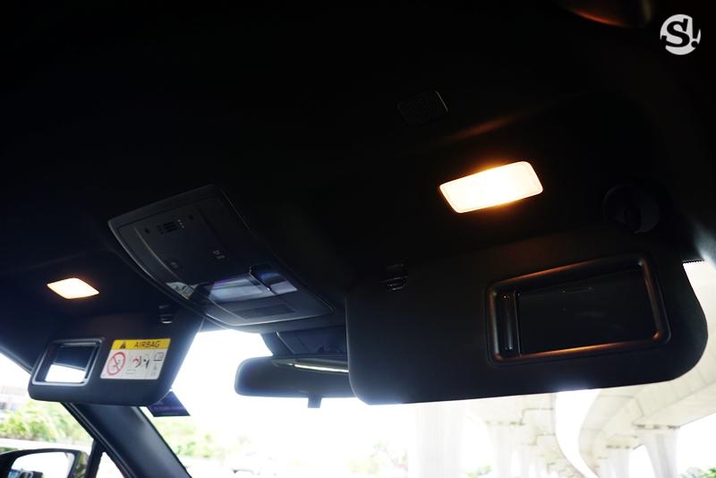 Lexus UX250h Grand Luxury 2019