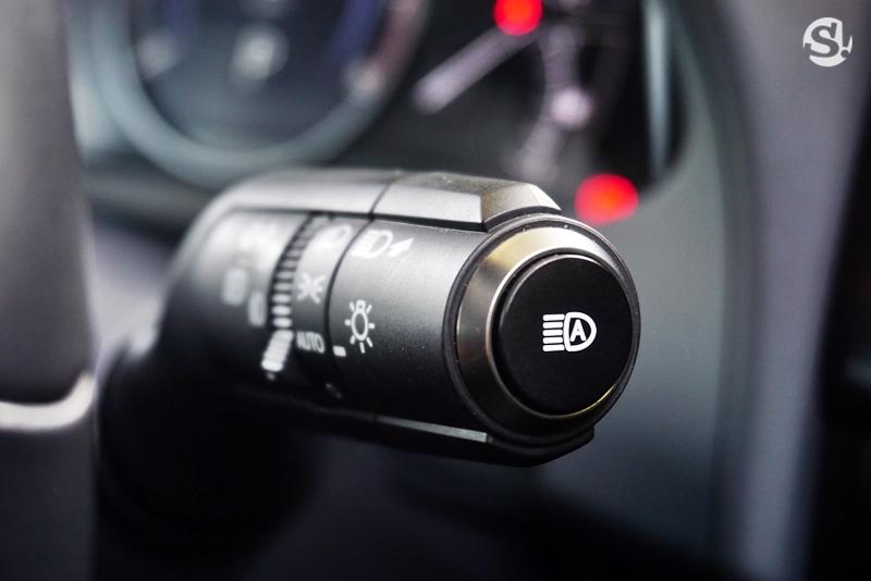 Lexus UX250h Grand Luxury 2019