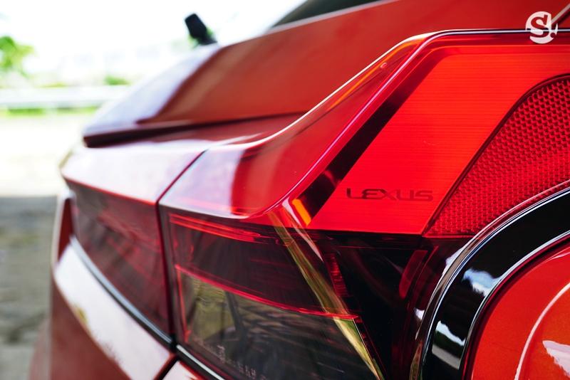 Lexus UX250h Grand Luxury 2019