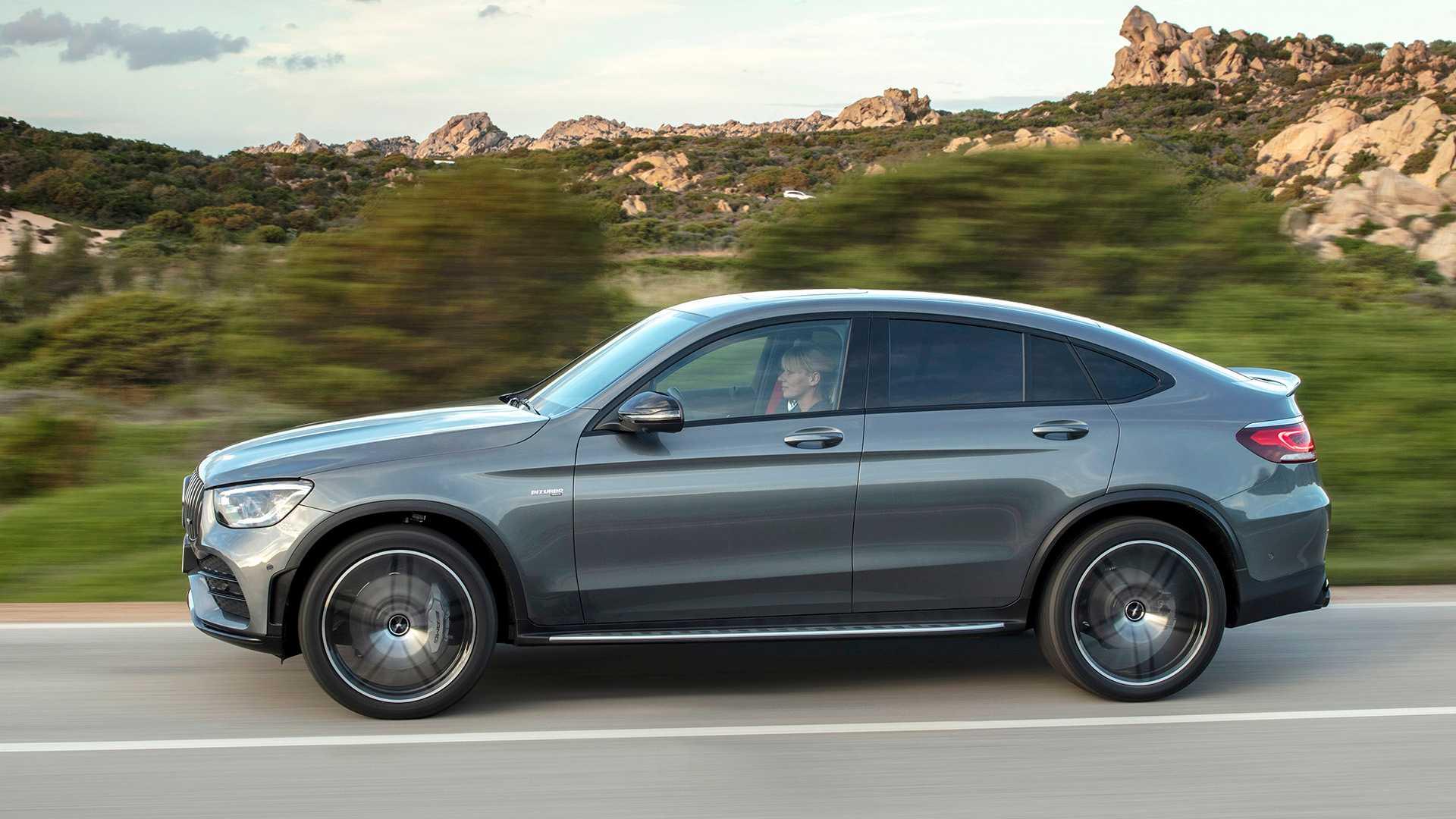 แพ็คคู่! Mercedes-AMG GLC 43 4Matic 2020 กลับมาพร้อมความแรงและเท่กว่าเดิม