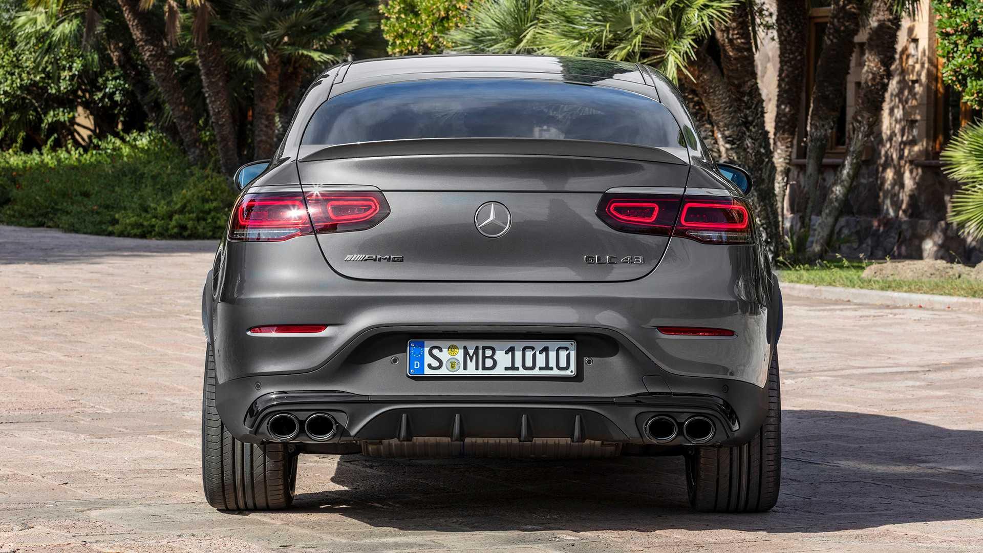 แพ็คคู่! Mercedes-AMG GLC 43 4Matic 2020 กลับมาพร้อมความแรงและเท่กว่าเดิม