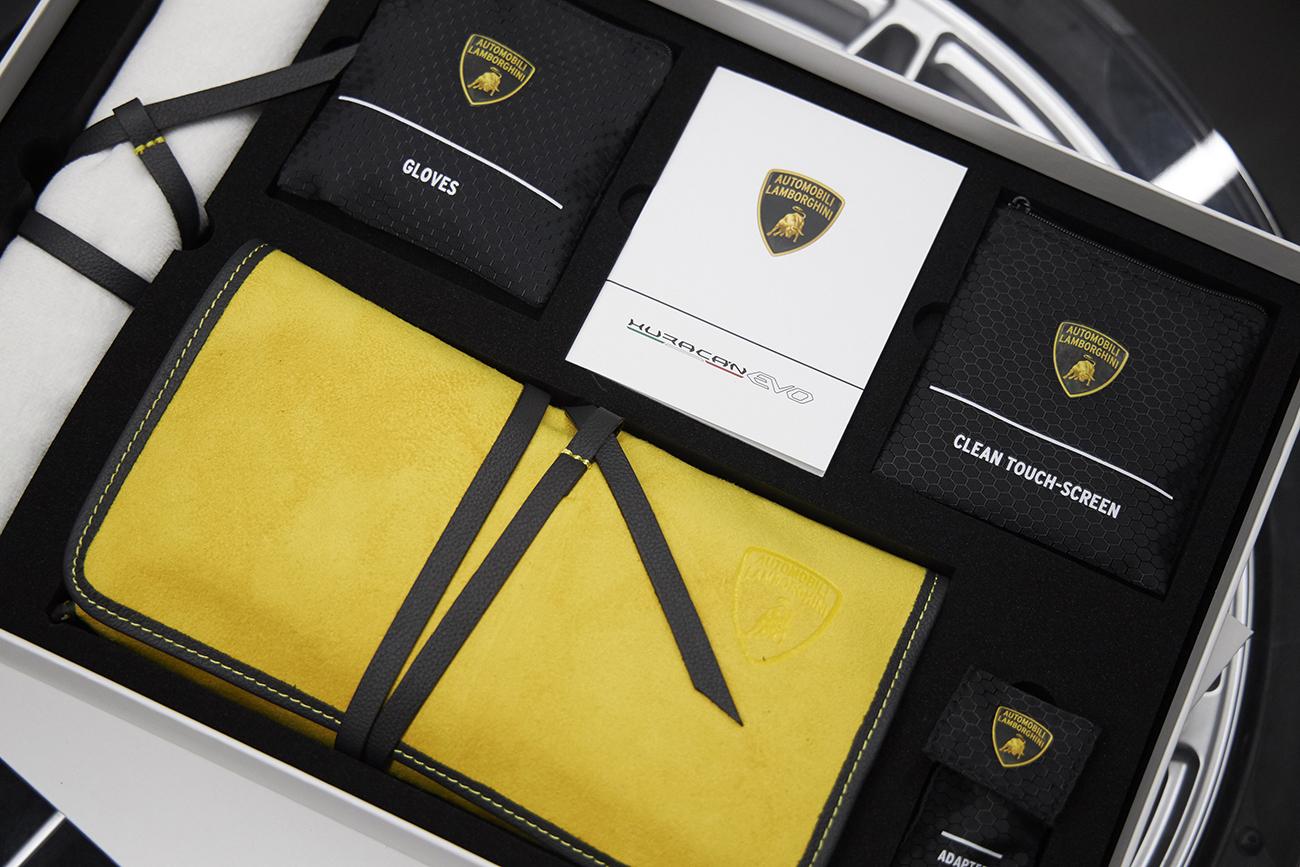 รู้จัก Lamborghini Huracán EVO คันแรกในไทยที่ น็อต วิศรุต ไปรับมอบถึงโรงงานที่อิตาลี