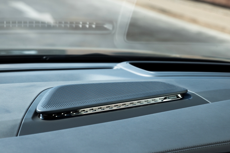 ZEEKR 009 รุ่น Premium AWD (7-Seater)