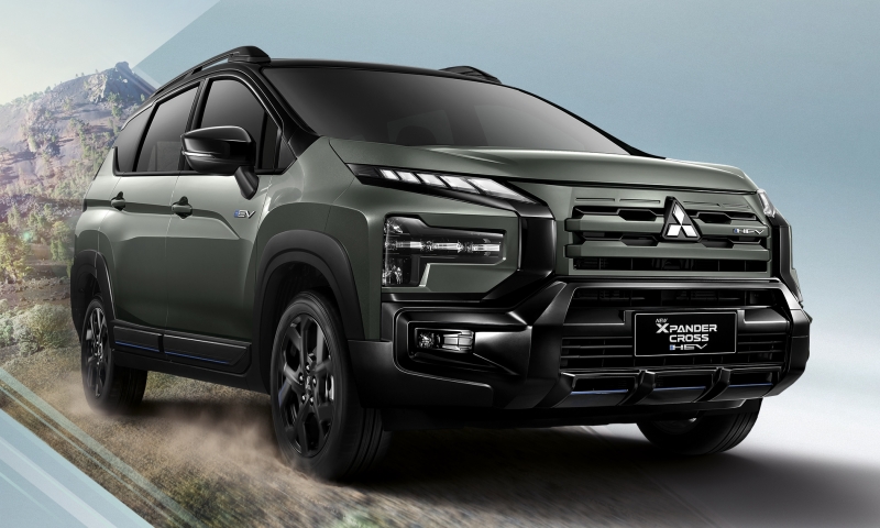 Mitsubishi Xpander HEV PLAY และ Xpander Cross HEV PLAY