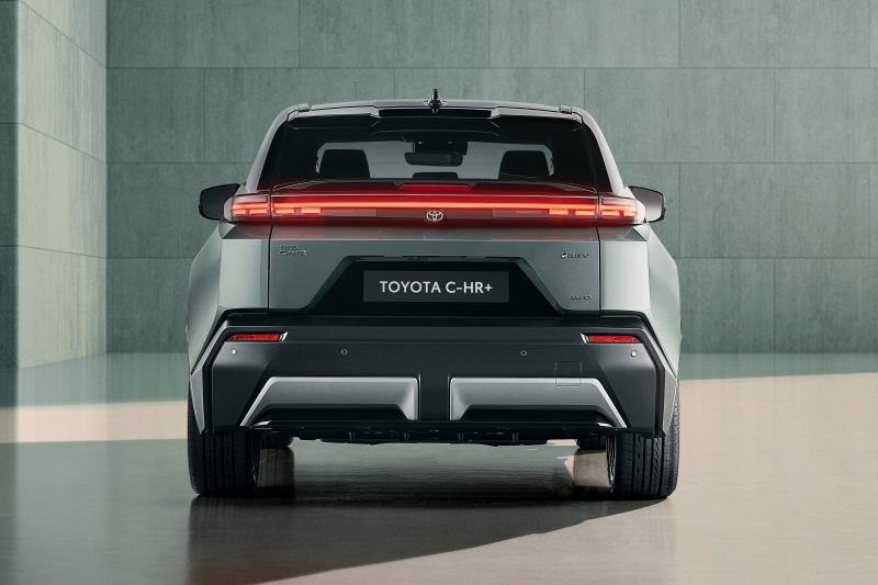 Toyota C-HR+