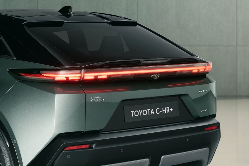 Toyota C-HR+