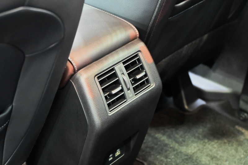 Mitsubishi XFORCE HEV 2025