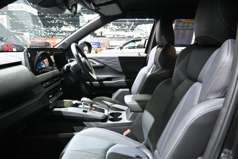 Mitsubishi XFORCE HEV 2025