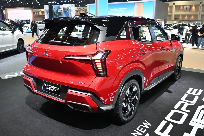 Mitsubishi XFORCE HEV 2025